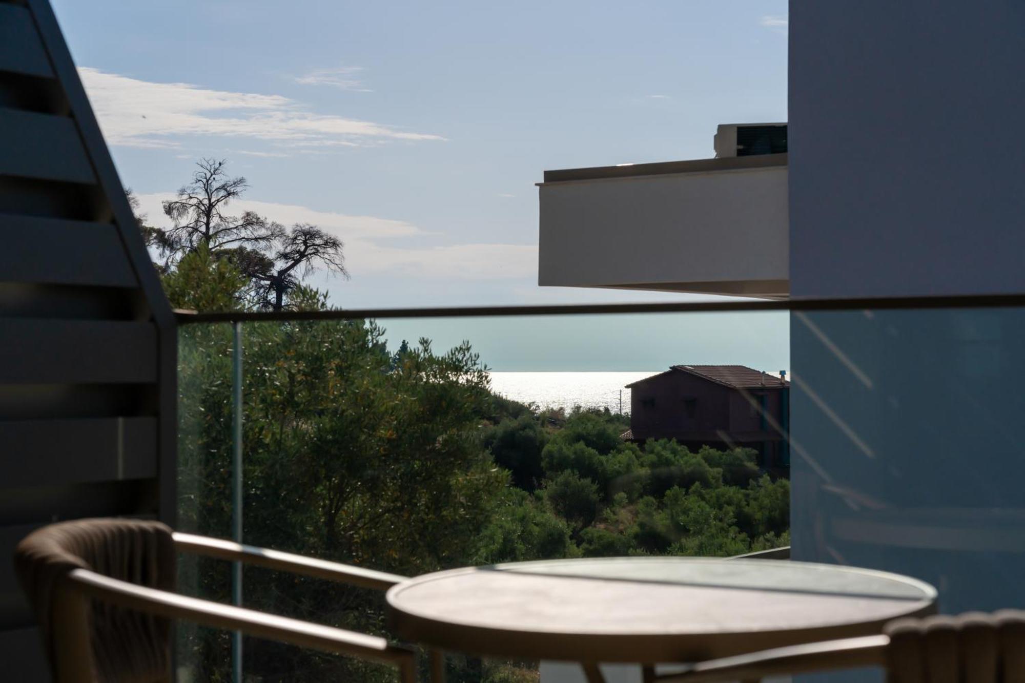 Hp Family Suites Neos Marmaras Extérieur photo